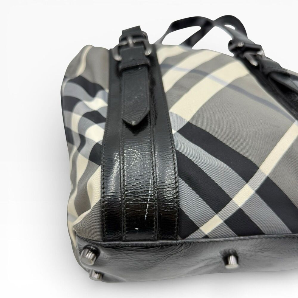 BURBERRY BEAT CHECK VICTORIA NYLON PATENT LEATHER TOTE BAG - Picture 9 of 12